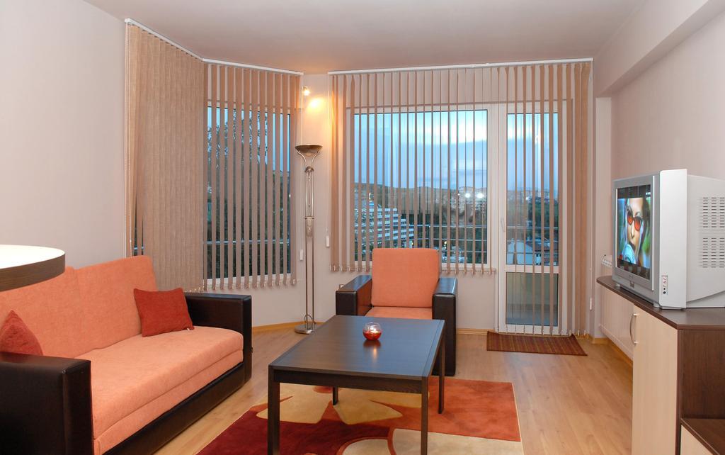 Hotel Avis ซันดันสกี ภายนอก รูปภาพ